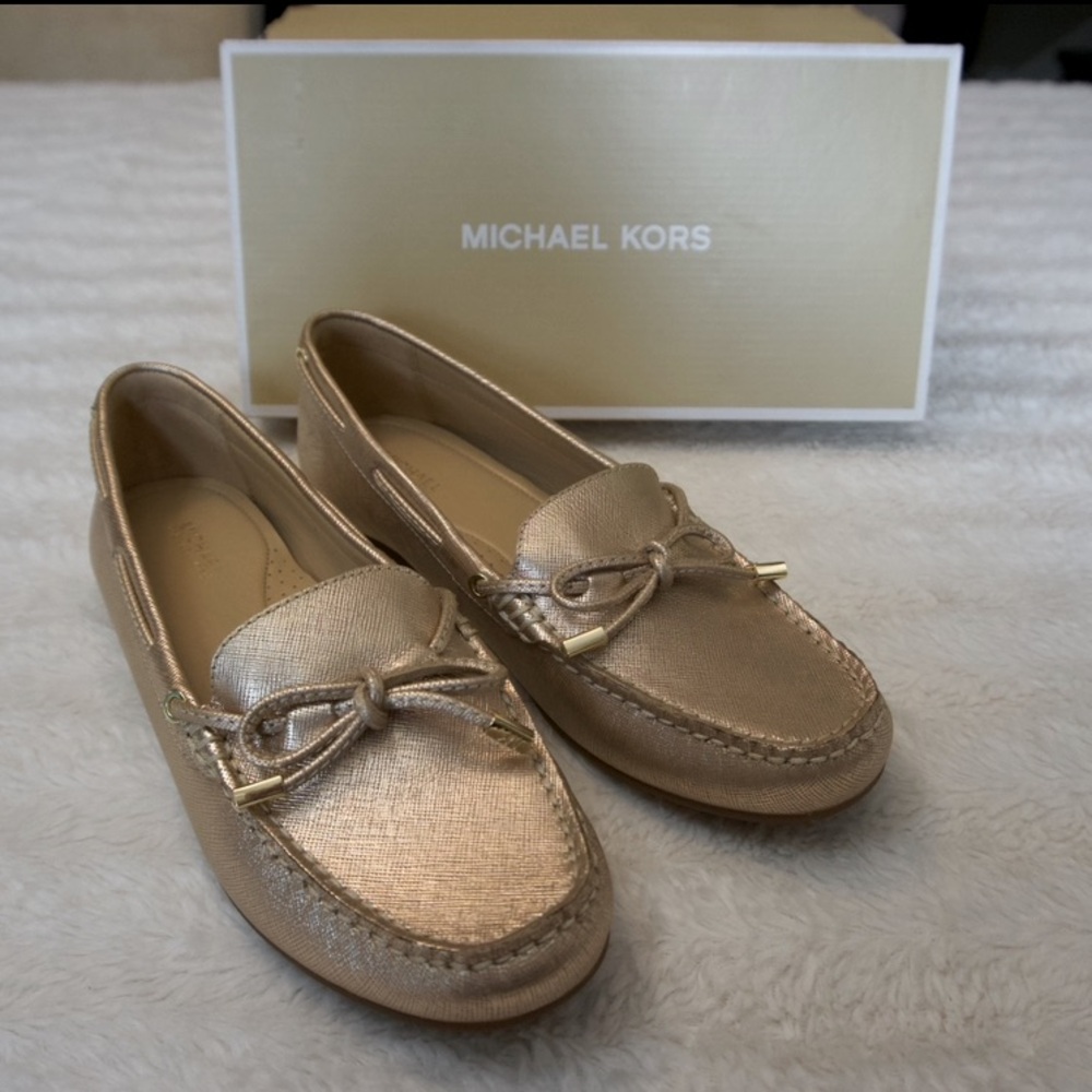 Michael Kors Women's Sutton Moccasin Metallic Gold Size 8